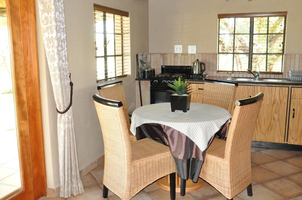 Ukutula Lion Lodge Beestekraal  Pokój zdjęcie